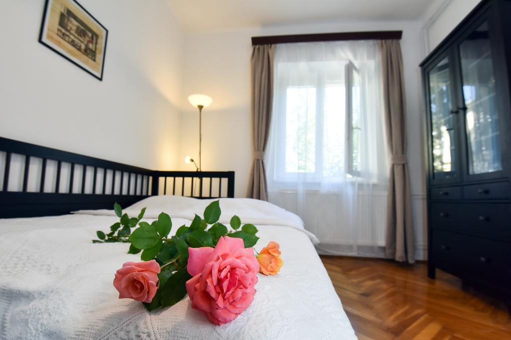 Grape&Wine Guesthouse Eger Exterior foto
